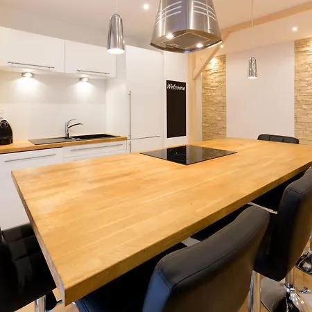 Apartment Le Faubourg - 3etoiles, Centre Ville, Calme, Spacieux Strasbourg