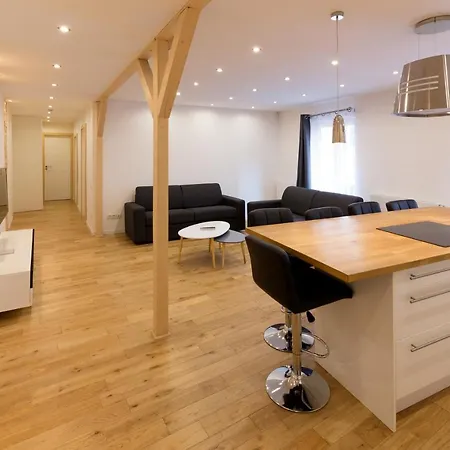 Le Faubourg - 3etoiles, Centre Ville, Calme, Spacieux アパート *