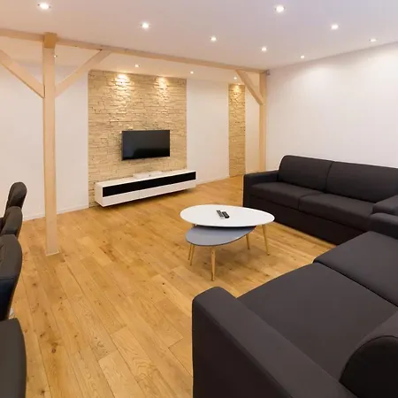 Le Faubourg - 3étoiles, Centre Ville, Calme, Spacieux